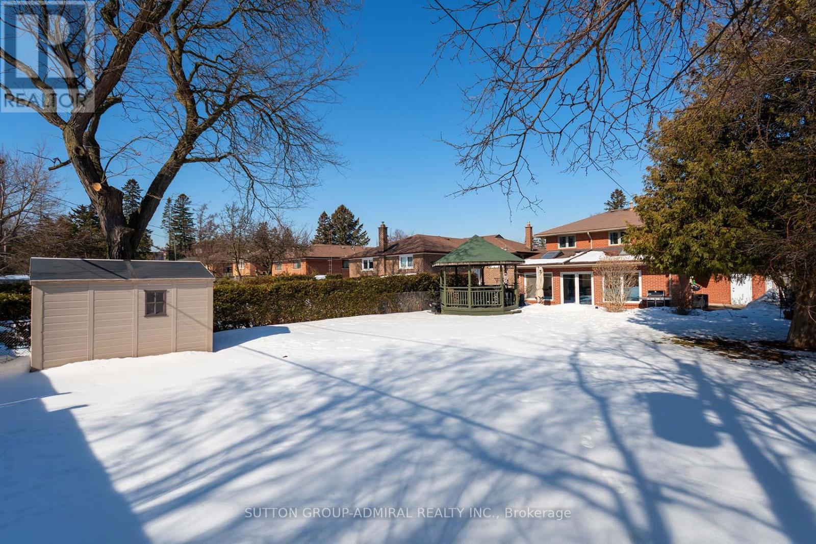 41 Hamptonbrook Drive, Toronto, Ontario  M9P 1A2 - Photo 40 - W12849358