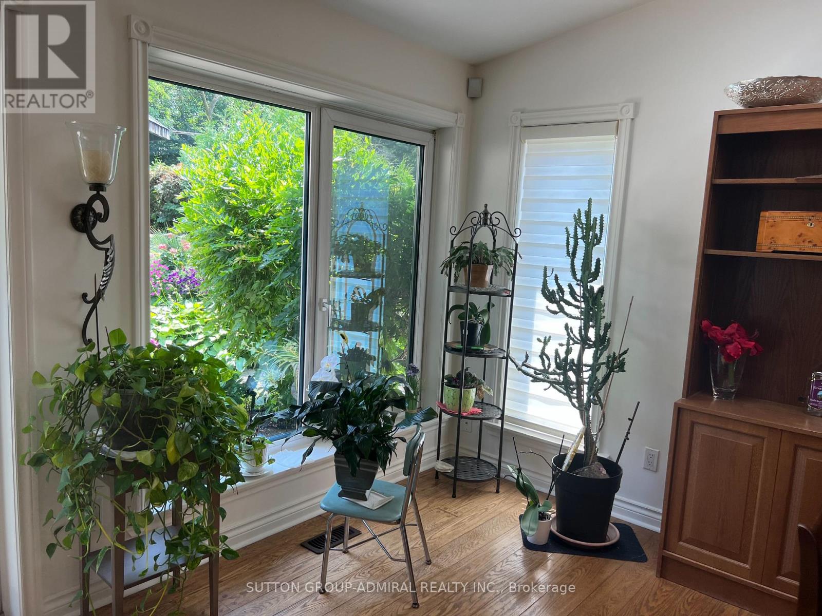 41 Hamptonbrook Drive, Toronto, Ontario  M9P 1A2 - Photo 45 - W12849358