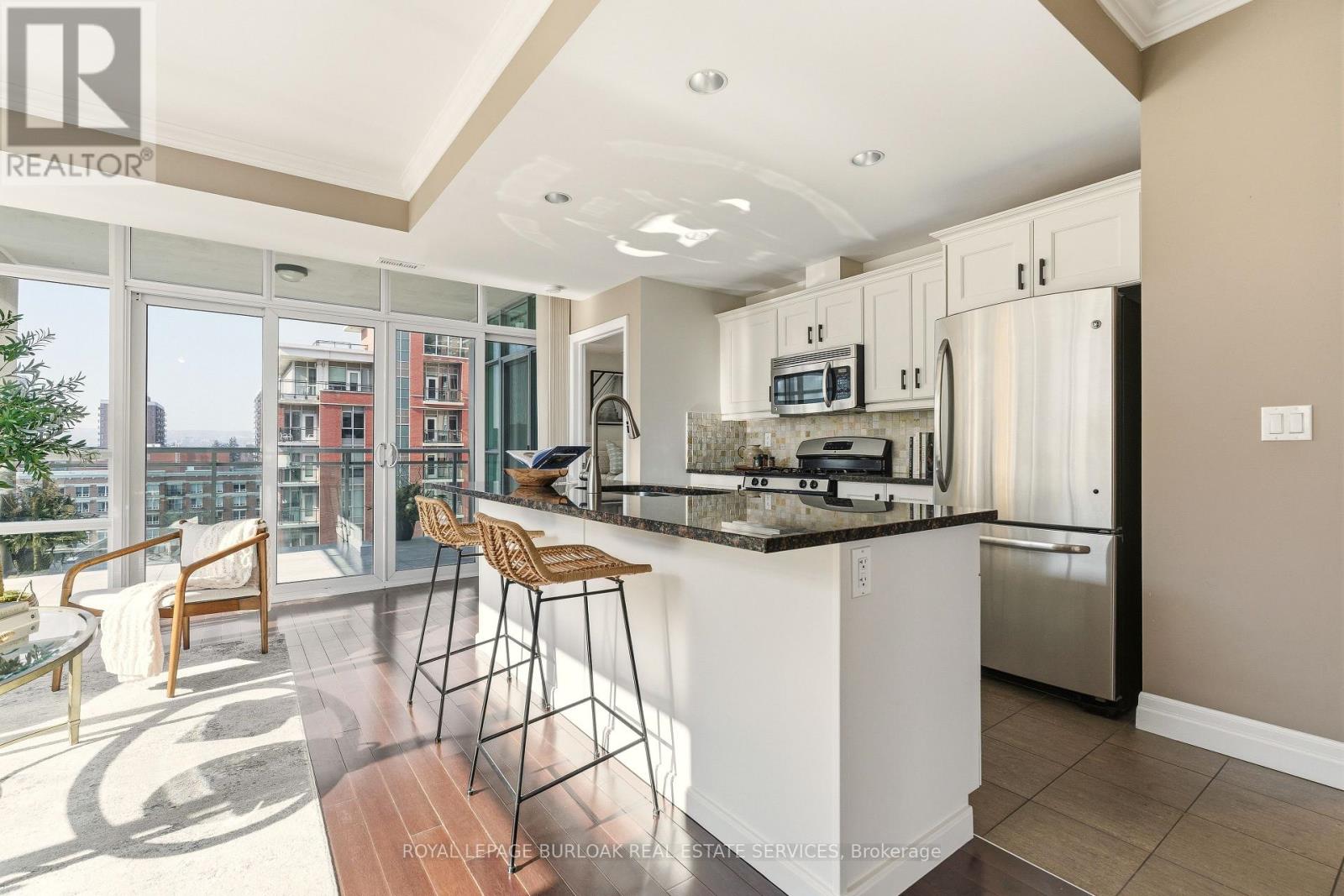 804 - 360 Pearl Street, Burlington, Ontario  L7R 1E1 - Photo 6 - W12849368