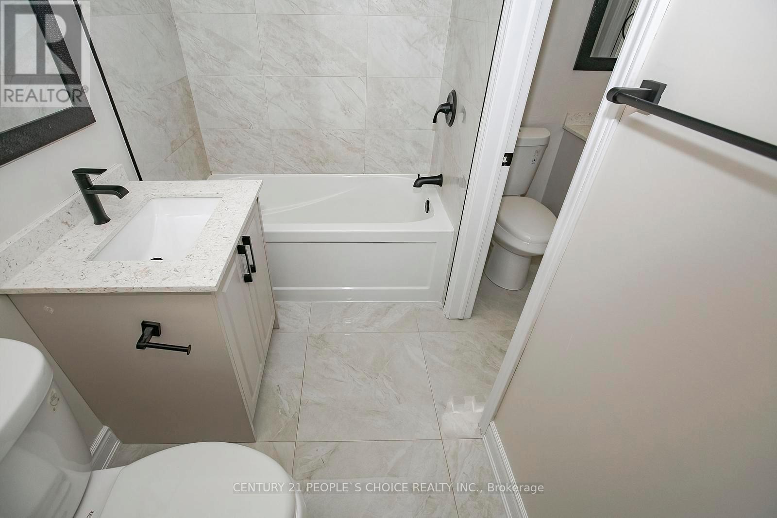 106 Winterfold Drive, Brampton, Ontario  L6V 3T3 - Photo 26 - W12849398