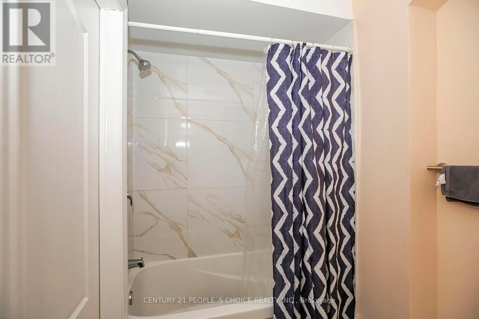 106 Winterfold Drive, Brampton, Ontario  L6V 3T3 - Photo 45 - W12849398