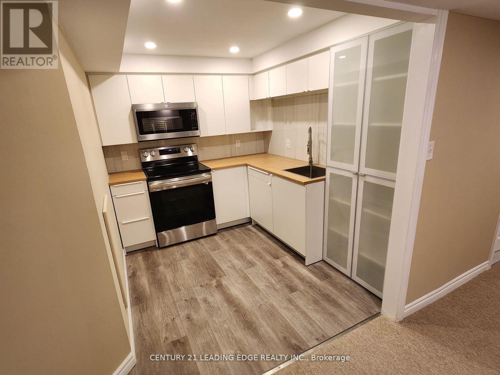 Lower - 1136 Hickory Hollow Glen, Mississauga, Ontario  L5W 1Z8 - Photo 5 - W12849440