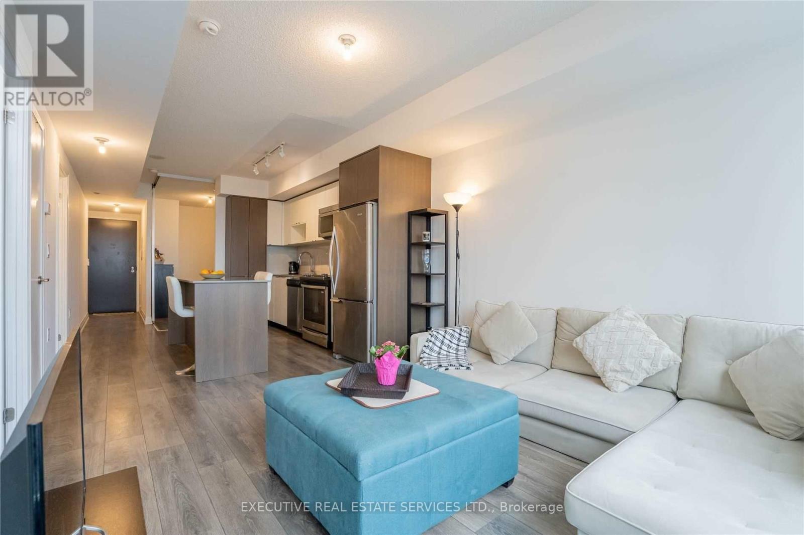 906 - 9 Valhalla Inn Road, Toronto, Ontario  M9B 0B2 - Photo 21 - W12849446