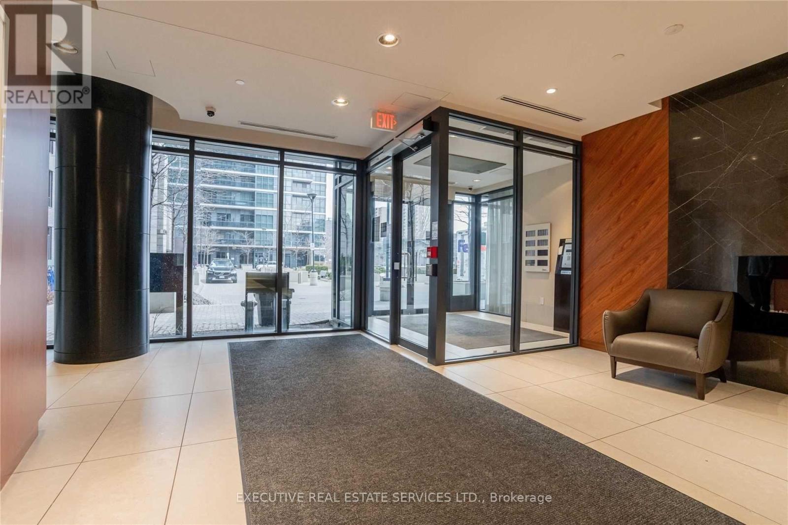 906 - 9 Valhalla Inn Road, Toronto, Ontario  M9B 0B2 - Photo 7 - W12849446