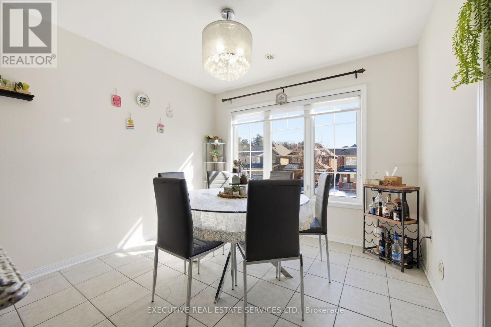 101 Mccleave Crescent, Brampton, Ontario  L6Y 4Y9 - Photo 12 - W12849464