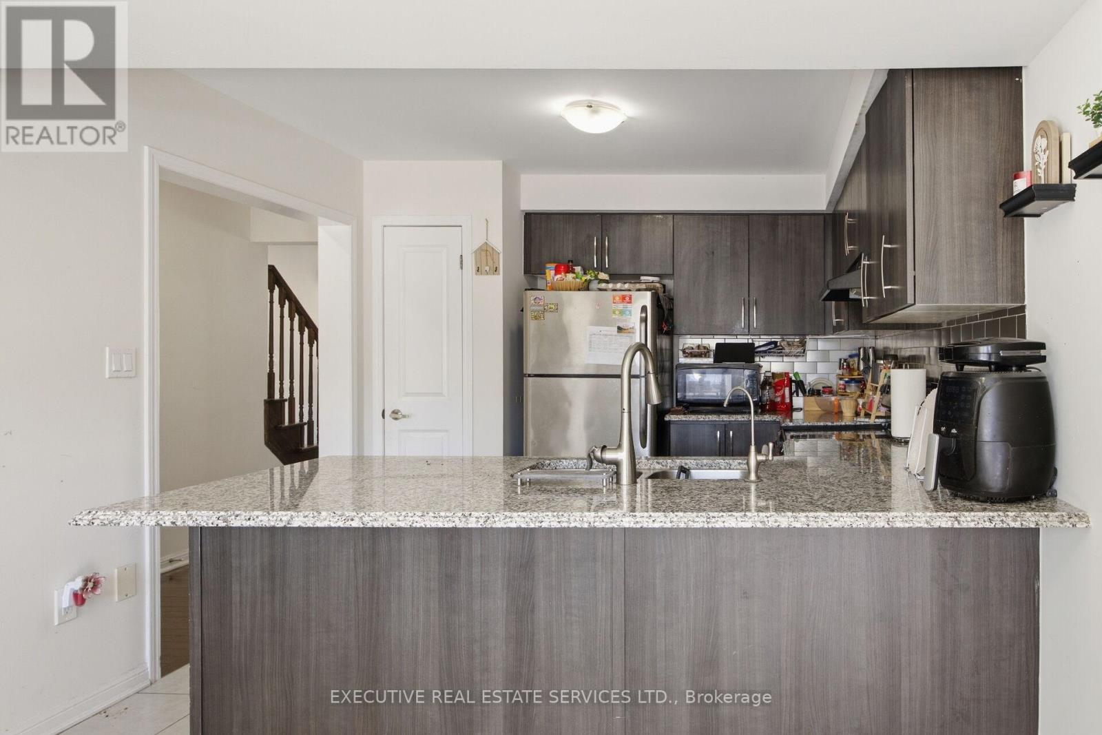 101 Mccleave Crescent, Brampton, Ontario  L6Y 4Y9 - Photo 15 - W12849464