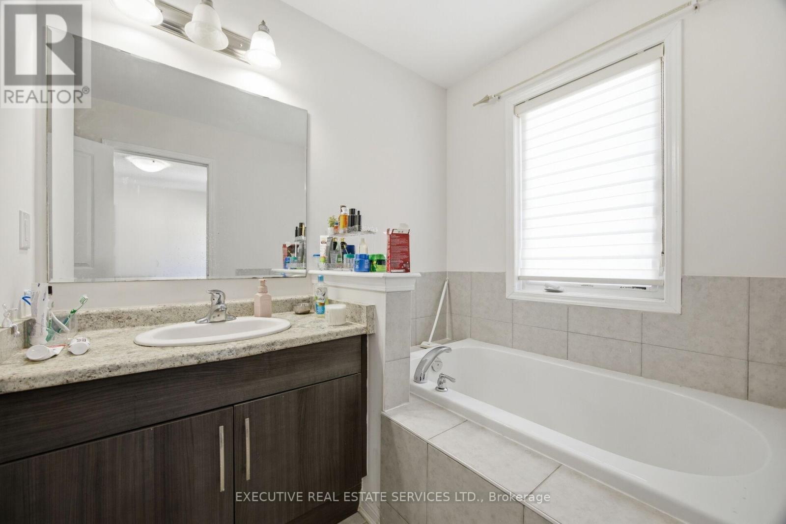 101 Mccleave Crescent, Brampton, Ontario  L6Y 4Y9 - Photo 32 - W12849464