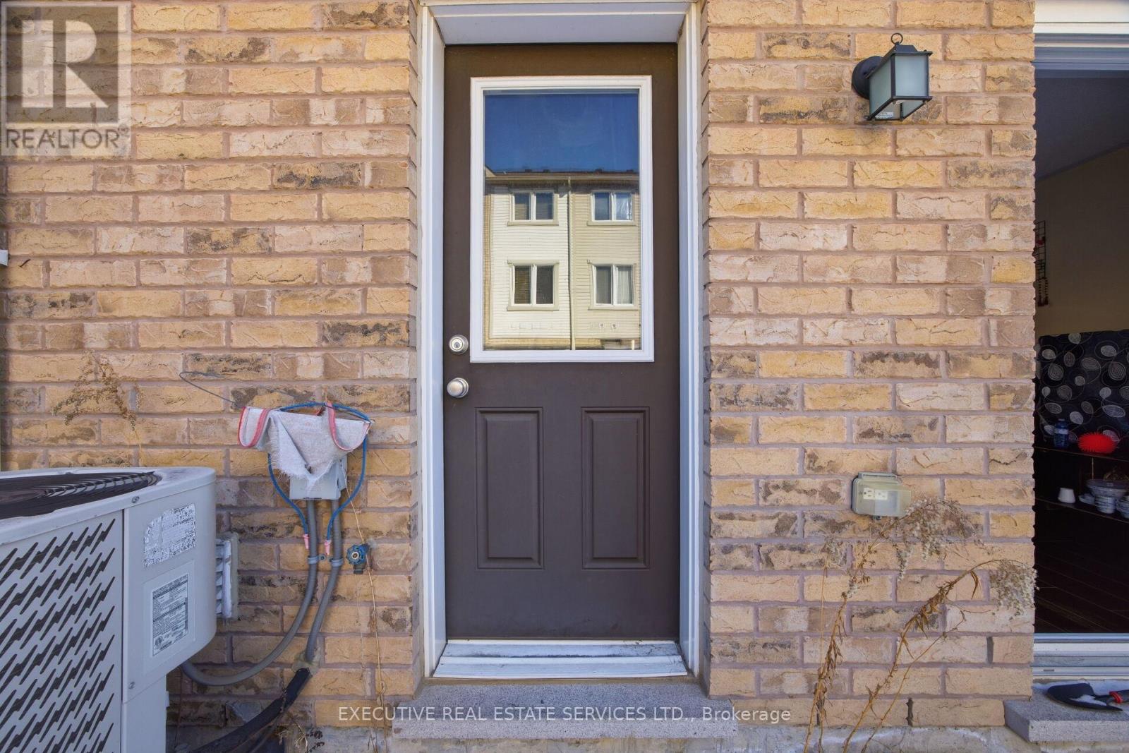 101 Mccleave Crescent, Brampton, Ontario  L6Y 4Y9 - Photo 45 - W12849464