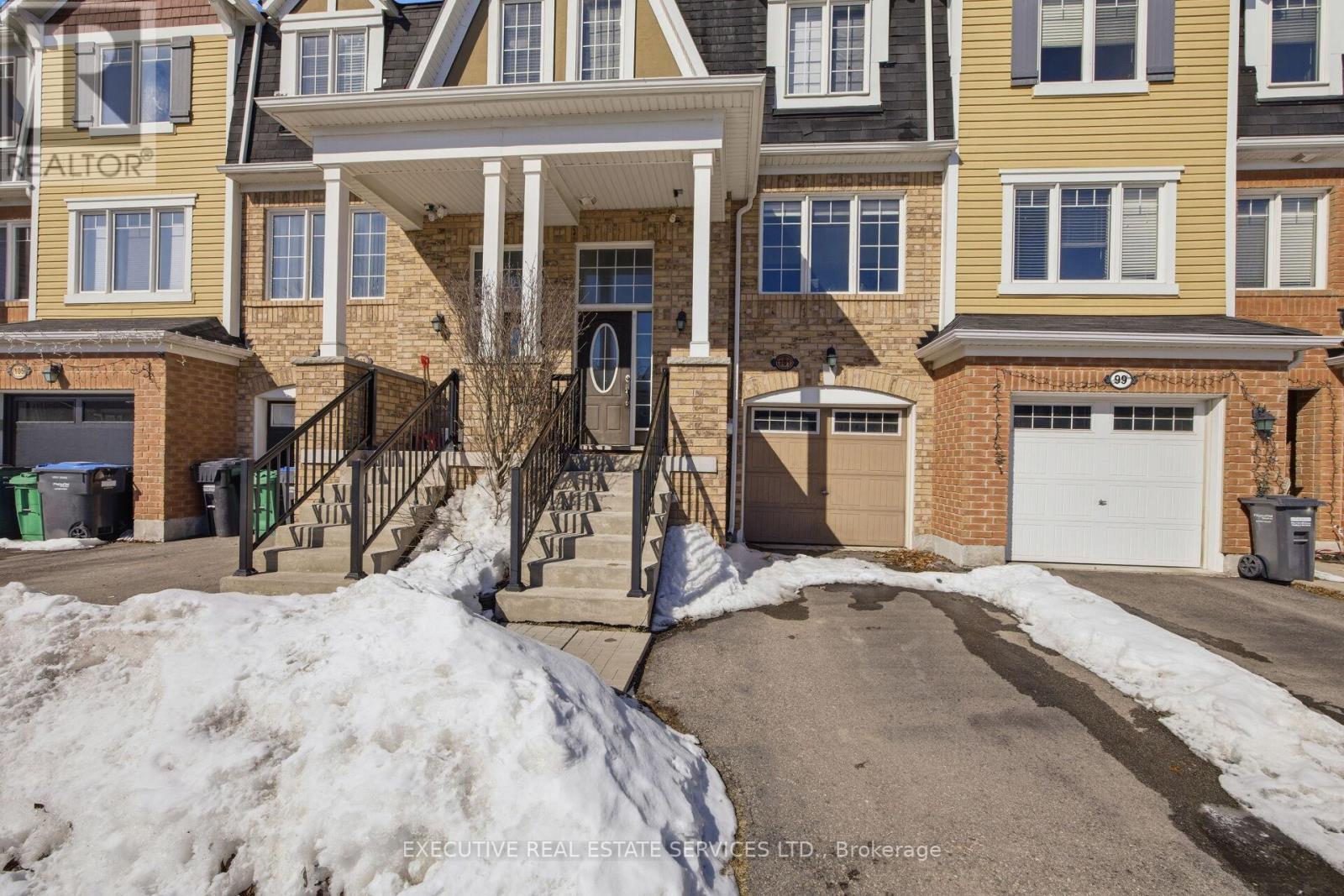 101 Mccleave Crescent, Brampton, Ontario  L6Y 4Y9 - Photo 6 - W12849464