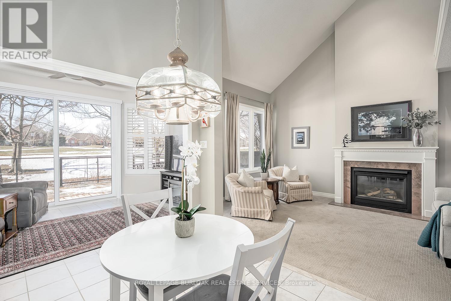 4138 Stonebridge Crescent, Burlington, Ontario  L7M 4N3 - Photo 13 - W12849470