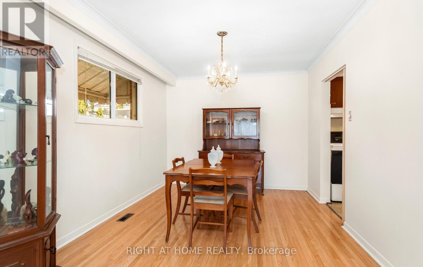 410 Bartley Bull Parkway, Brampton, Ontario  L6W 2L8 - Photo 11 - W12849484