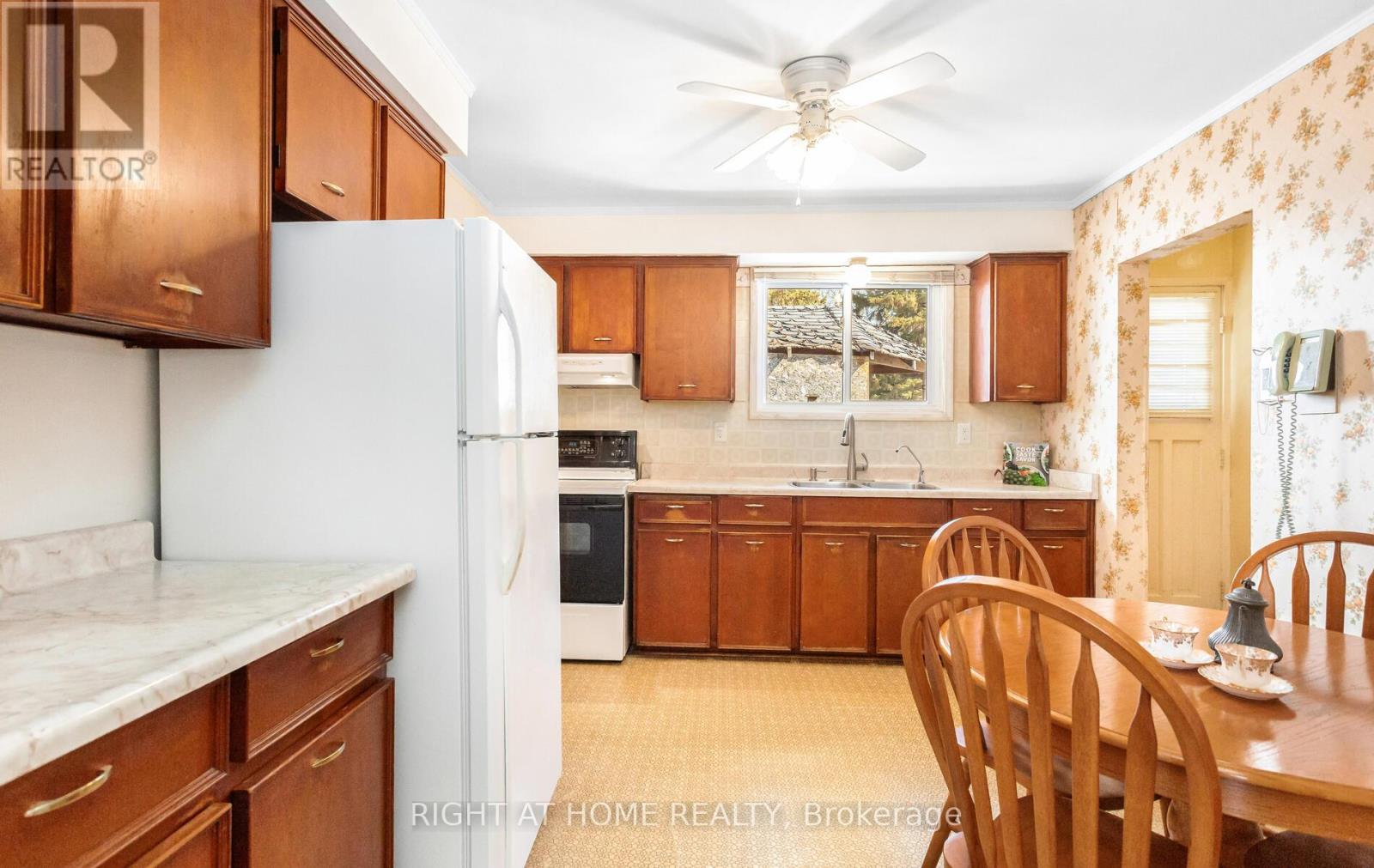 410 Bartley Bull Parkway, Brampton, Ontario  L6W 2L8 - Photo 15 - W12849484