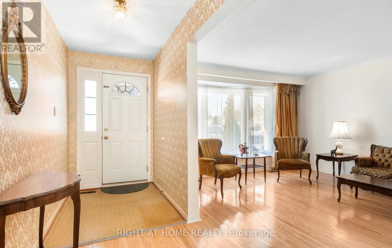 410 Bartley Bull Parkway, Brampton, Ontario  L6W 2L8 - Photo 6 - W12849484