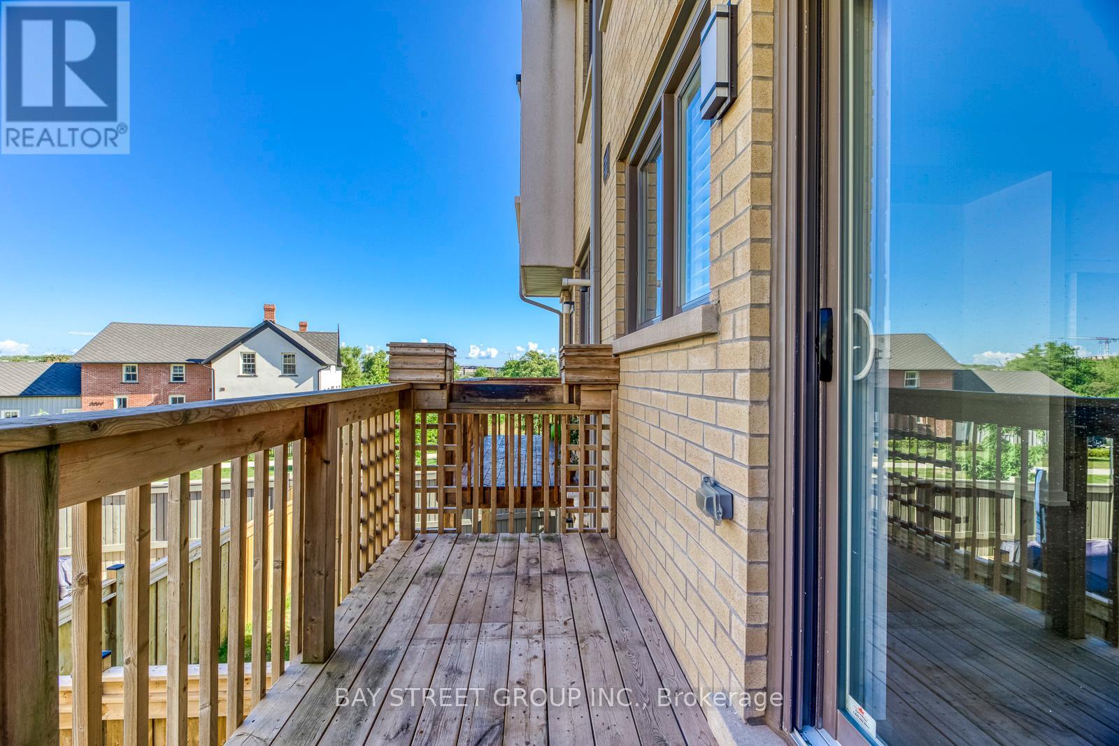 227 Huguenot Road, Oakville, Ontario  L6H 0L6 - Photo 20 - W12849522