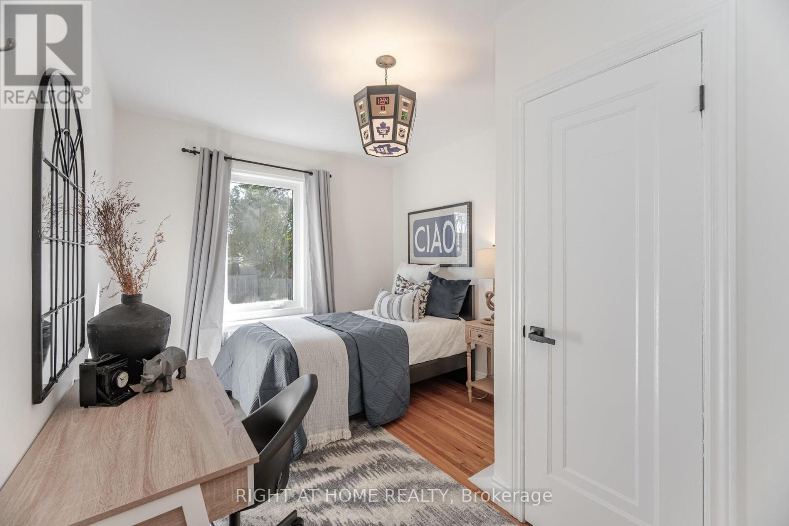 75 Emerald Crescent, Toronto, Ontario  M8V 2B5 - Photo 23 - W12849528