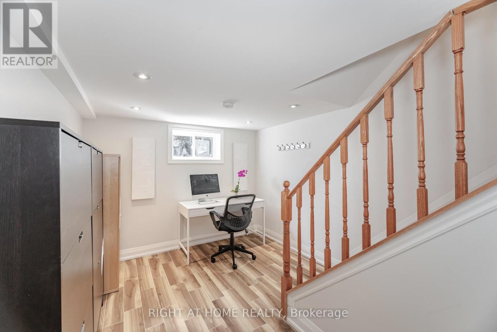 75 Emerald Crescent, Toronto, Ontario  M8V 2B5 - Photo 25 - W12849528