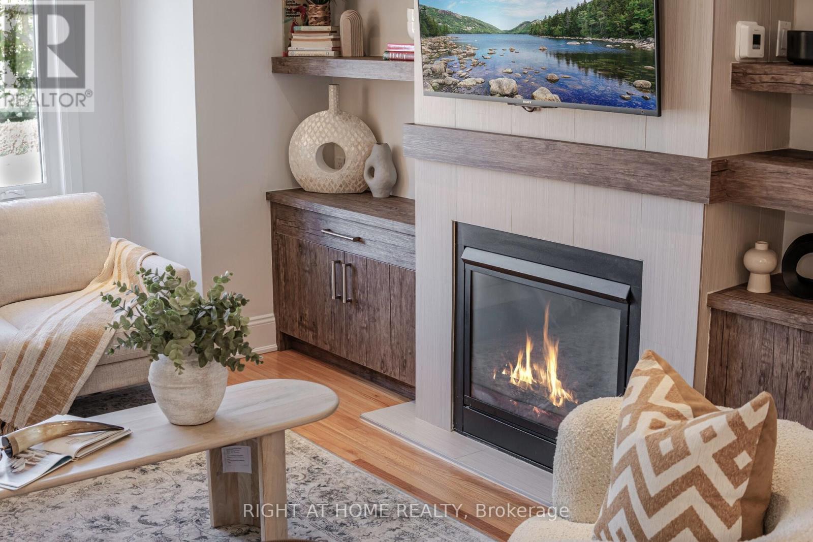 75 Emerald Crescent, Toronto, Ontario  M8V 2B5 - Photo 7 - W12849528