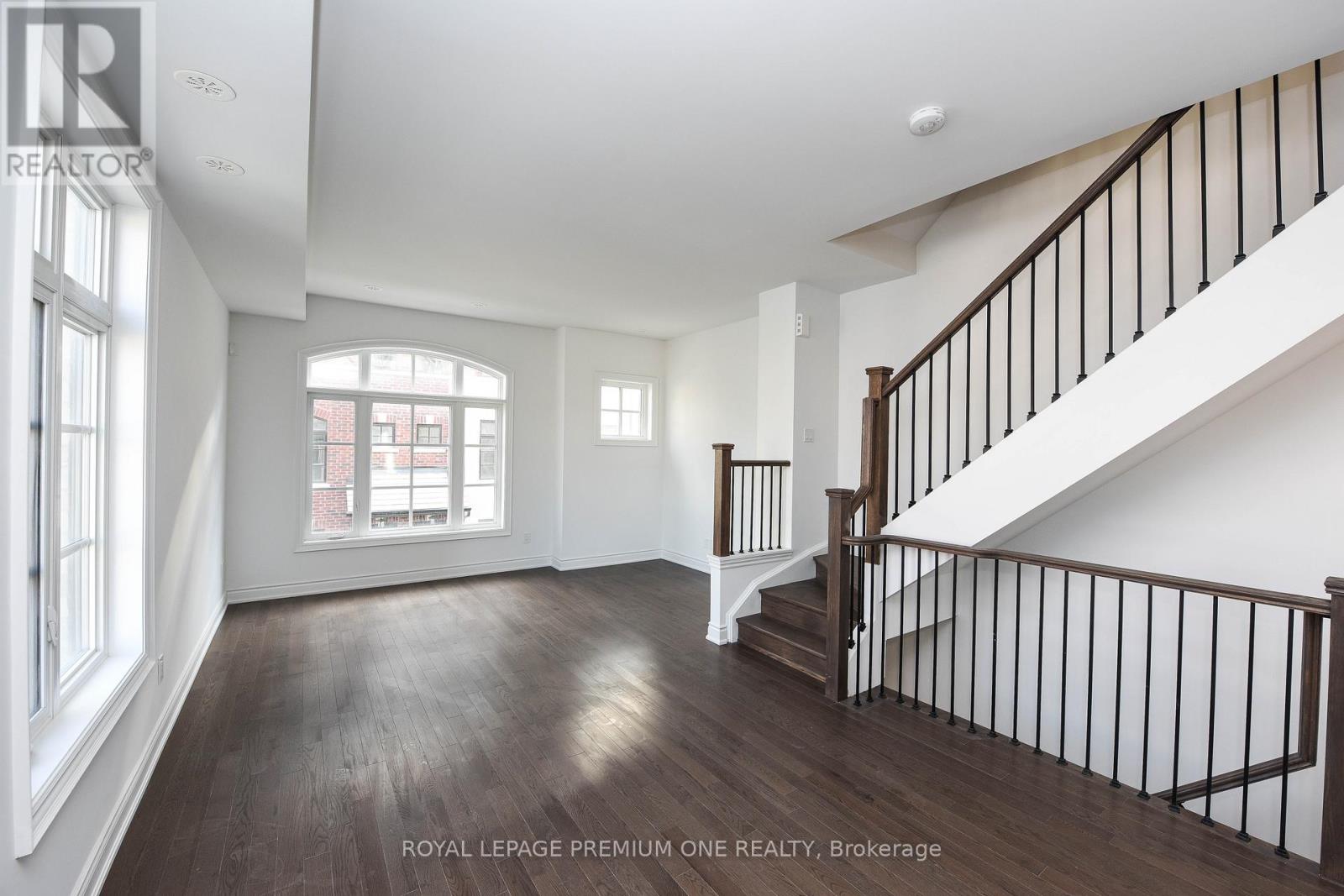 60 - 40 Lunar Crescent, Mississauga, Ontario  L5M 2R5 - Photo 14 - W12849532