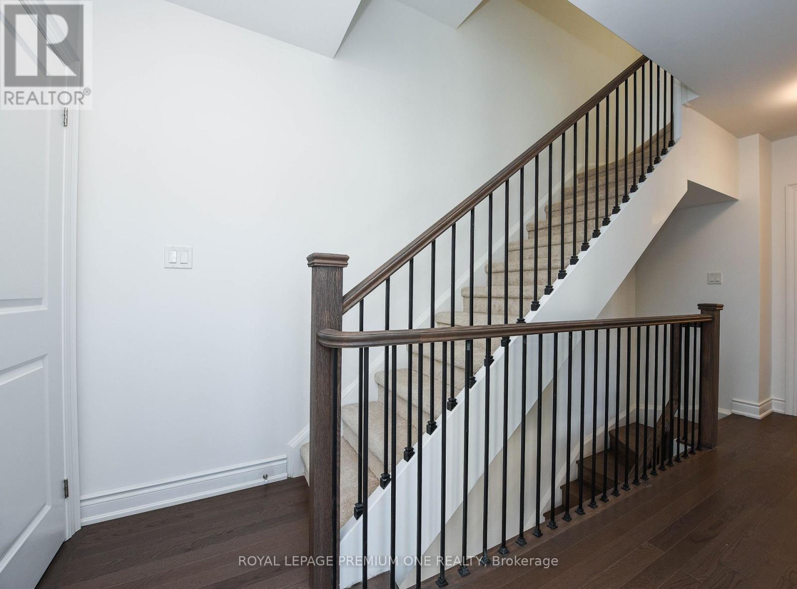 60 - 40 Lunar Crescent, Mississauga, Ontario  L5M 2R5 - Photo 21 - W12849532