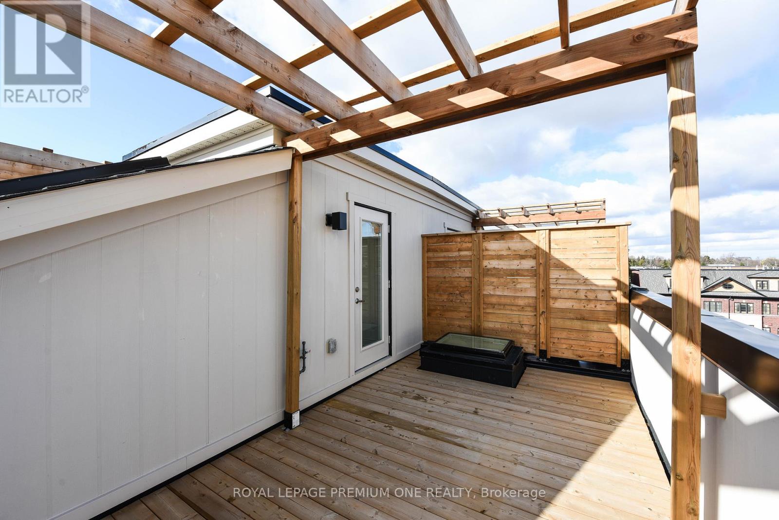 60 - 40 Lunar Crescent, Mississauga, Ontario  L5M 2R5 - Photo 27 - W12849532