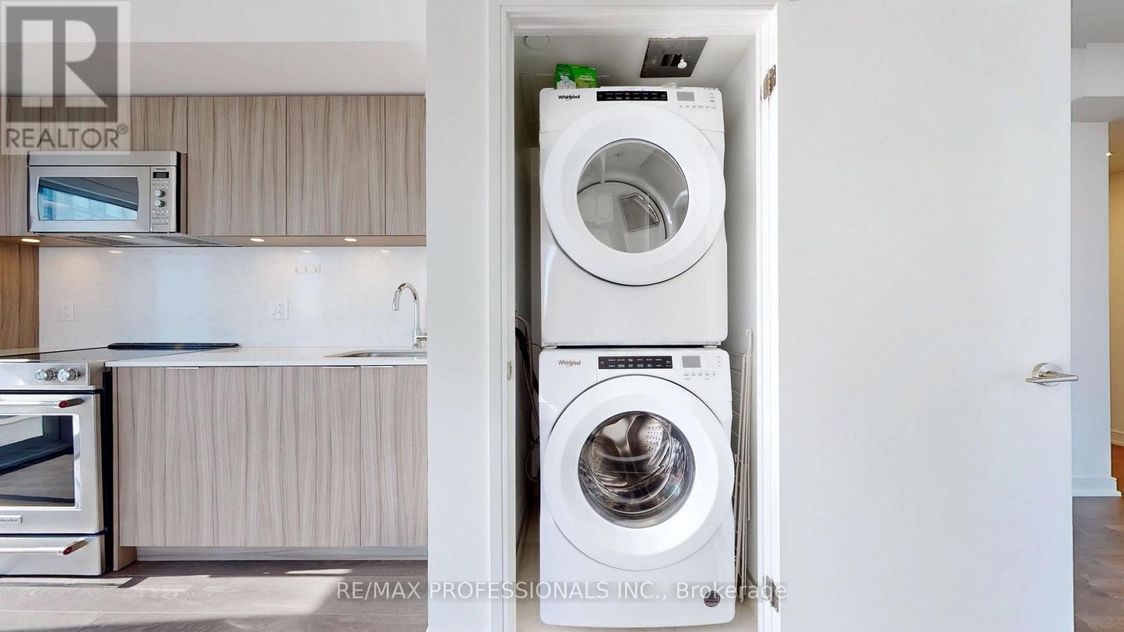 2410 - 30 Samuel Wood Way, Toronto, Ontario  M9B 0C9 - Photo 21 - W12849550