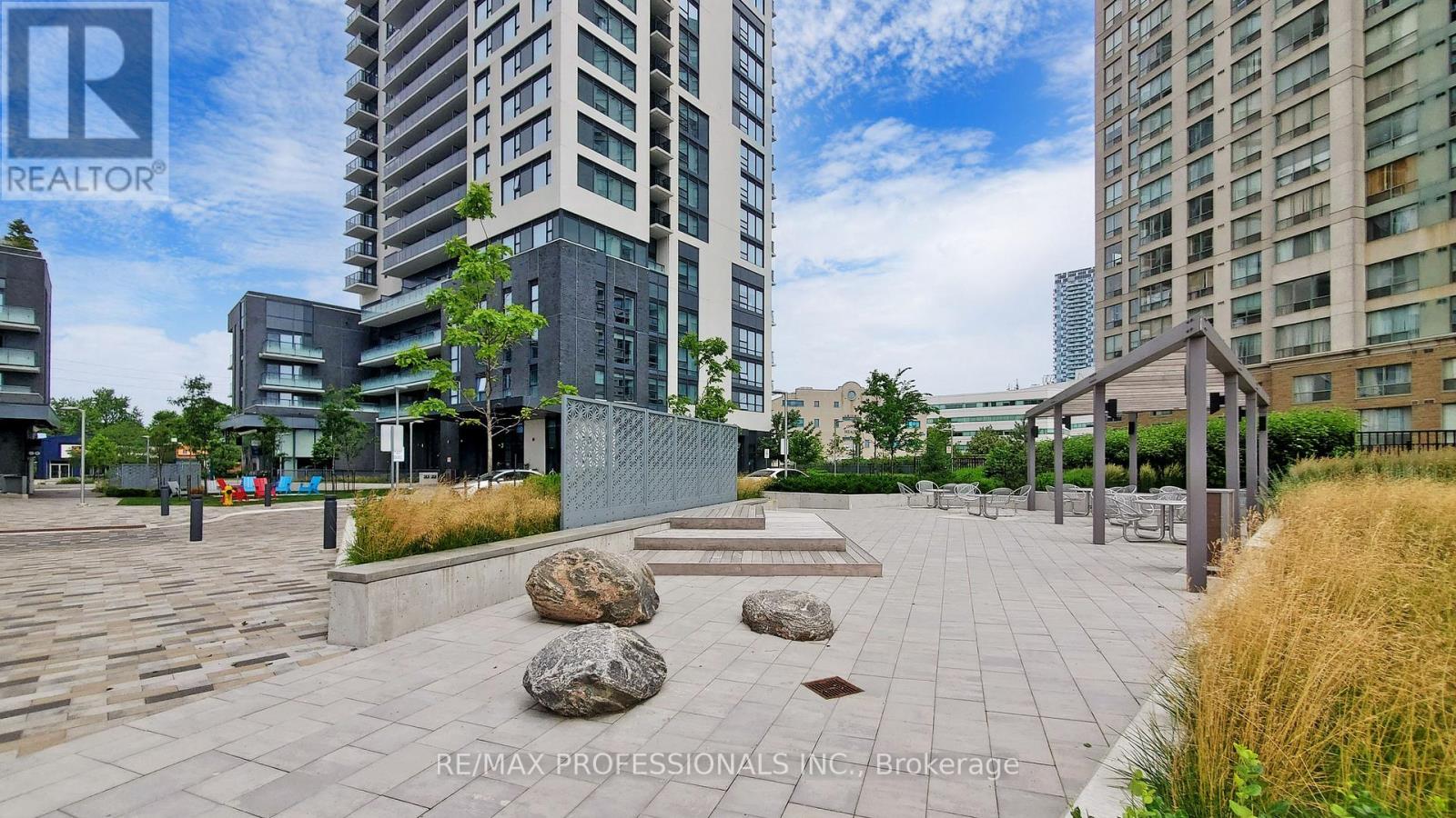 2410 - 30 Samuel Wood Way, Toronto, Ontario  M9B 0C9 - Photo 40 - W12849550