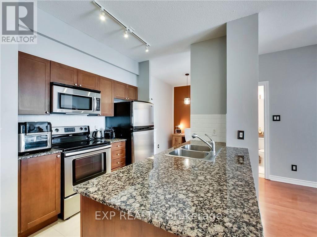 3101 - 3525 Kariya Drive, Mississauga, Ontario  L5B 0C2 - Photo 2 - W12849678