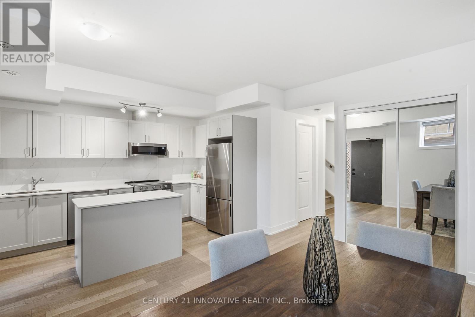 104 - 1115 Douglas Mccurdy Common Street, Mississauga, Ontario  L5G 0C6 - Photo 4 - W12849686