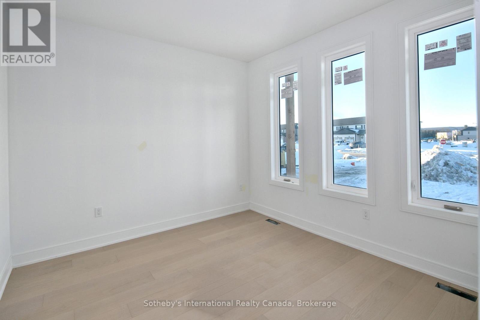 152 Equality Drive, Meaford, Ontario  N4L 0B5 - Photo 11 - X12795816