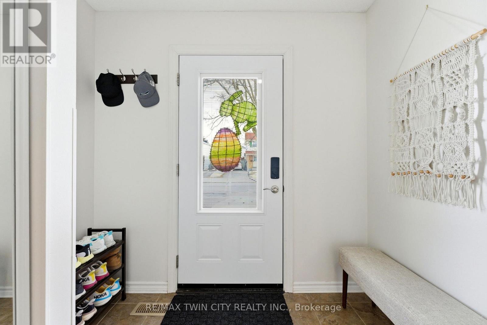 530 Mortimer Drive, Cambridge, Ontario  N3H 5M5 - Photo 7 - X12849272