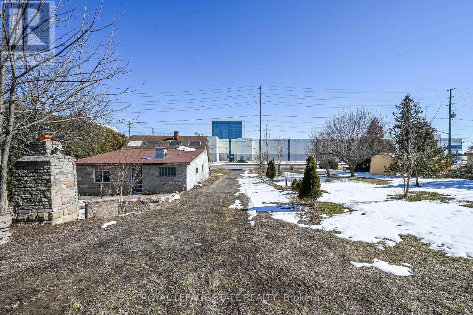 810 Nebo Road, Hamilton, Ontario  L0R 1P0 - Photo 29 - X12849284