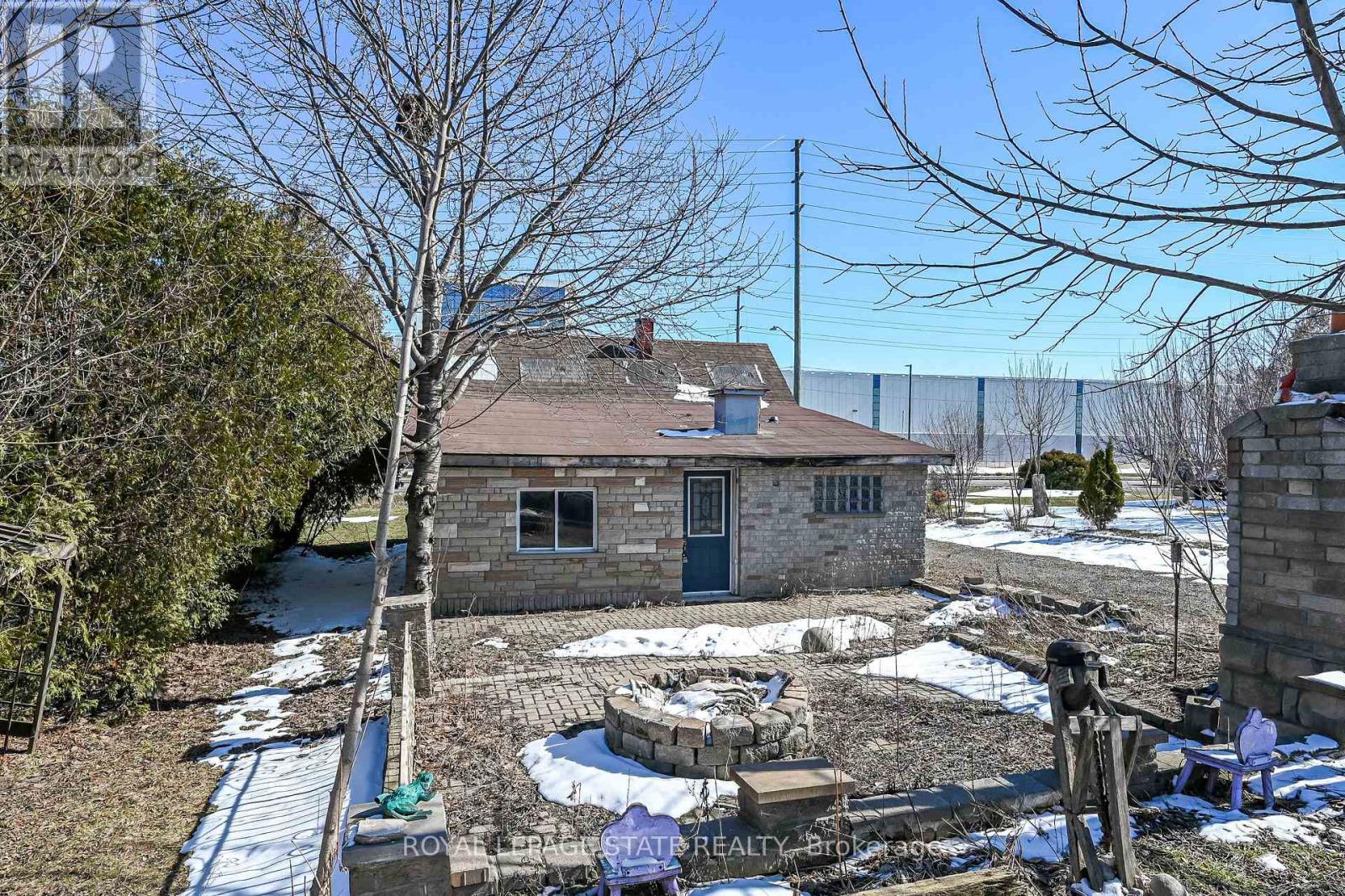 810 Nebo Road, Hamilton, Ontario  L0R 1P0 - Photo 30 - X12849284