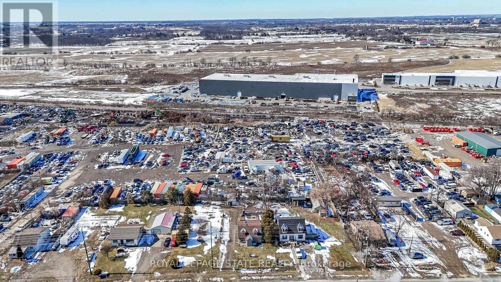 810 Nebo Road, Hamilton, Ontario  L0R 1P0 - Photo 4 - X12849284