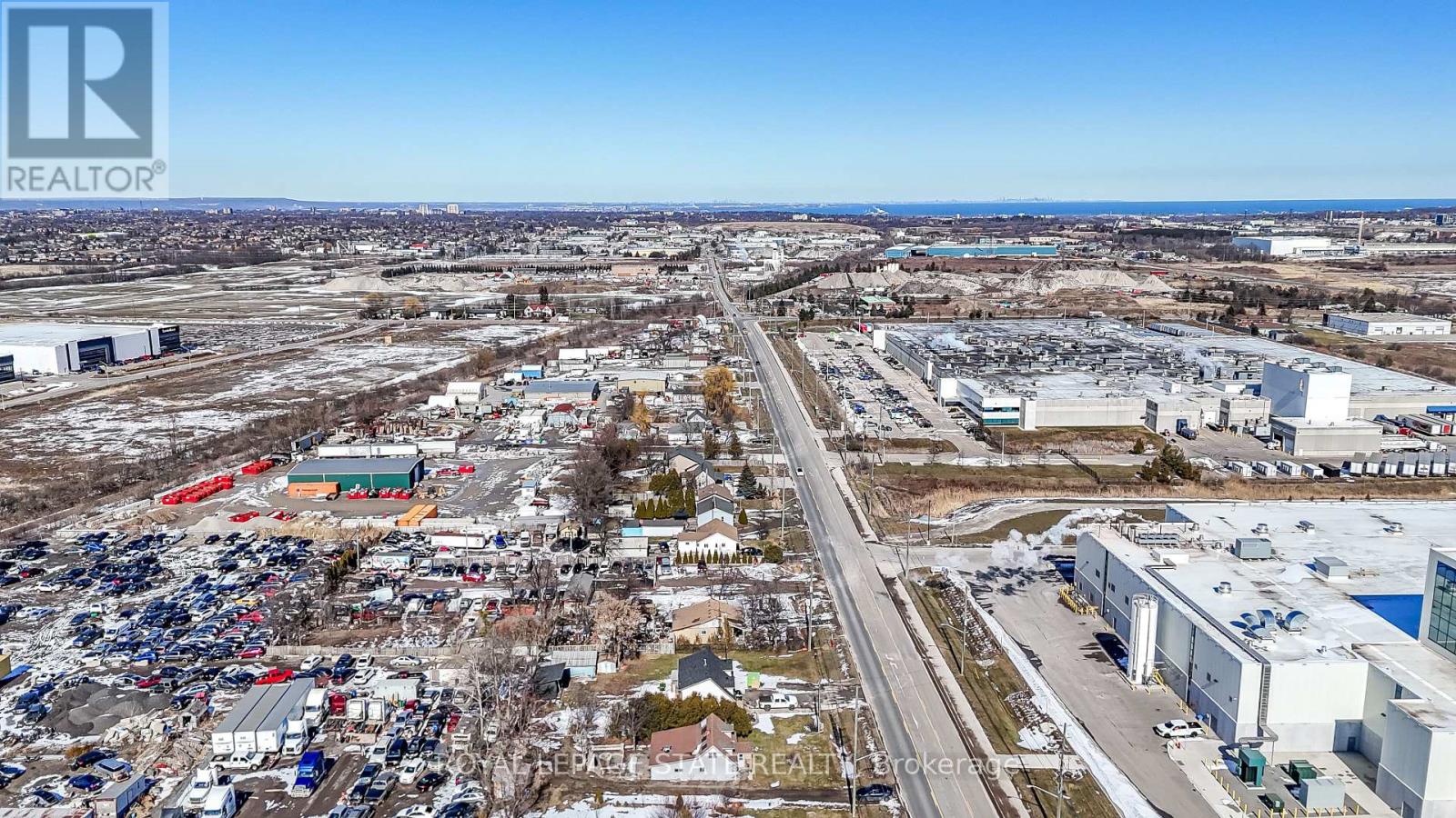 810 Nebo Road, Hamilton, Ontario  L0R 1P0 - Photo 8 - X12849284