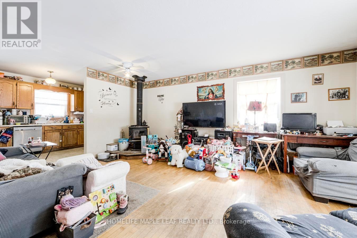 935545 Airport Road, Mono, Ontario  L9V 1C3 - Photo 5 - X12849296