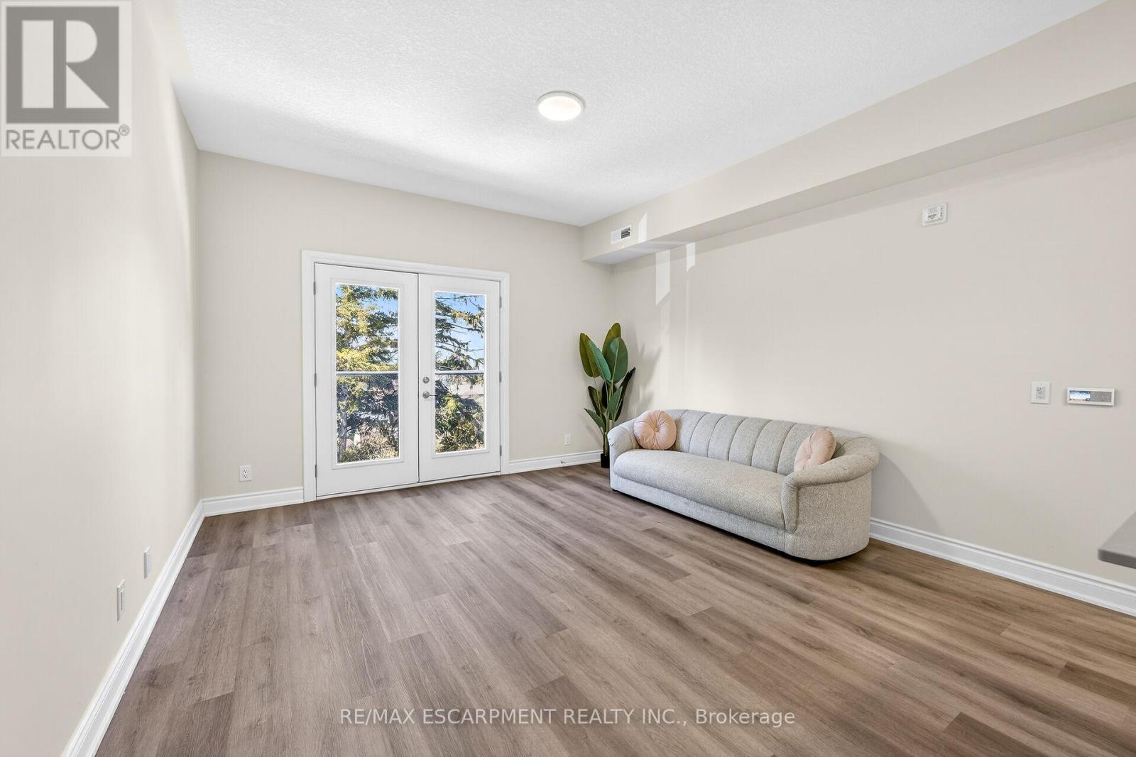 303 - 259 King Street E, Hamilton, Ontario  L8G 1L9 - Photo 17 - X12849390