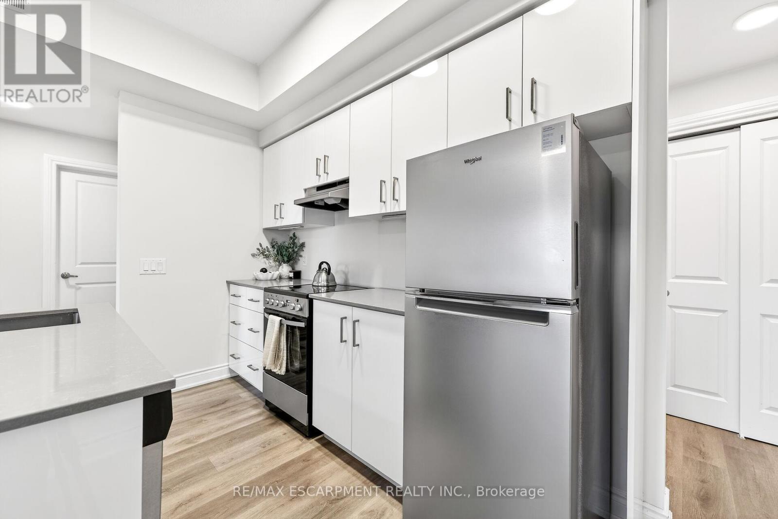 303 - 259 King Street E, Hamilton, Ontario  L8G 1L9 - Photo 8 - X12849390