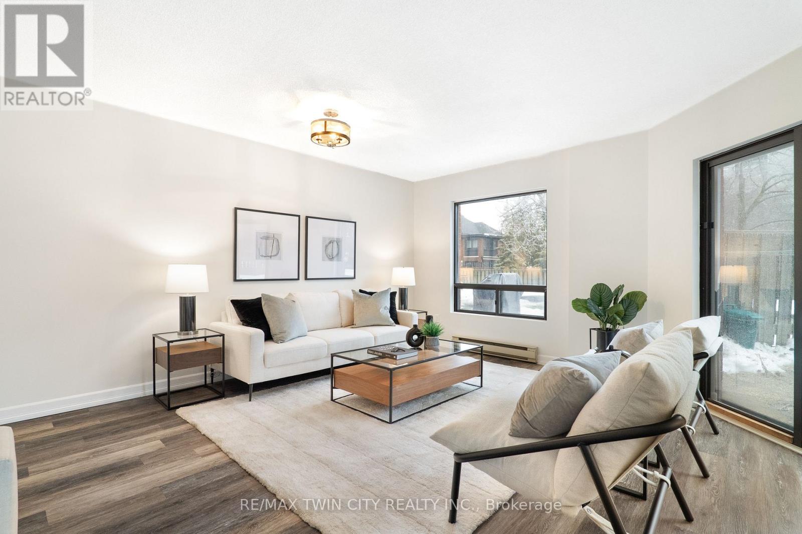 107 - 10 Ellen Street E, Kitchener, Ontario  N2H 6R8 - Photo 12 - X12849402