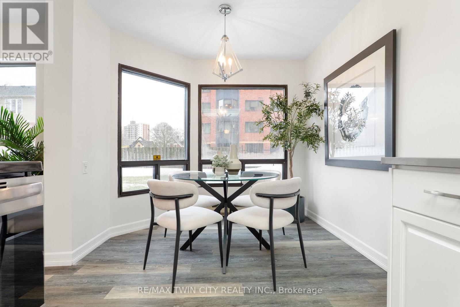 107 - 10 Ellen Street E, Kitchener, Ontario  N2H 6R8 - Photo 21 - X12849402