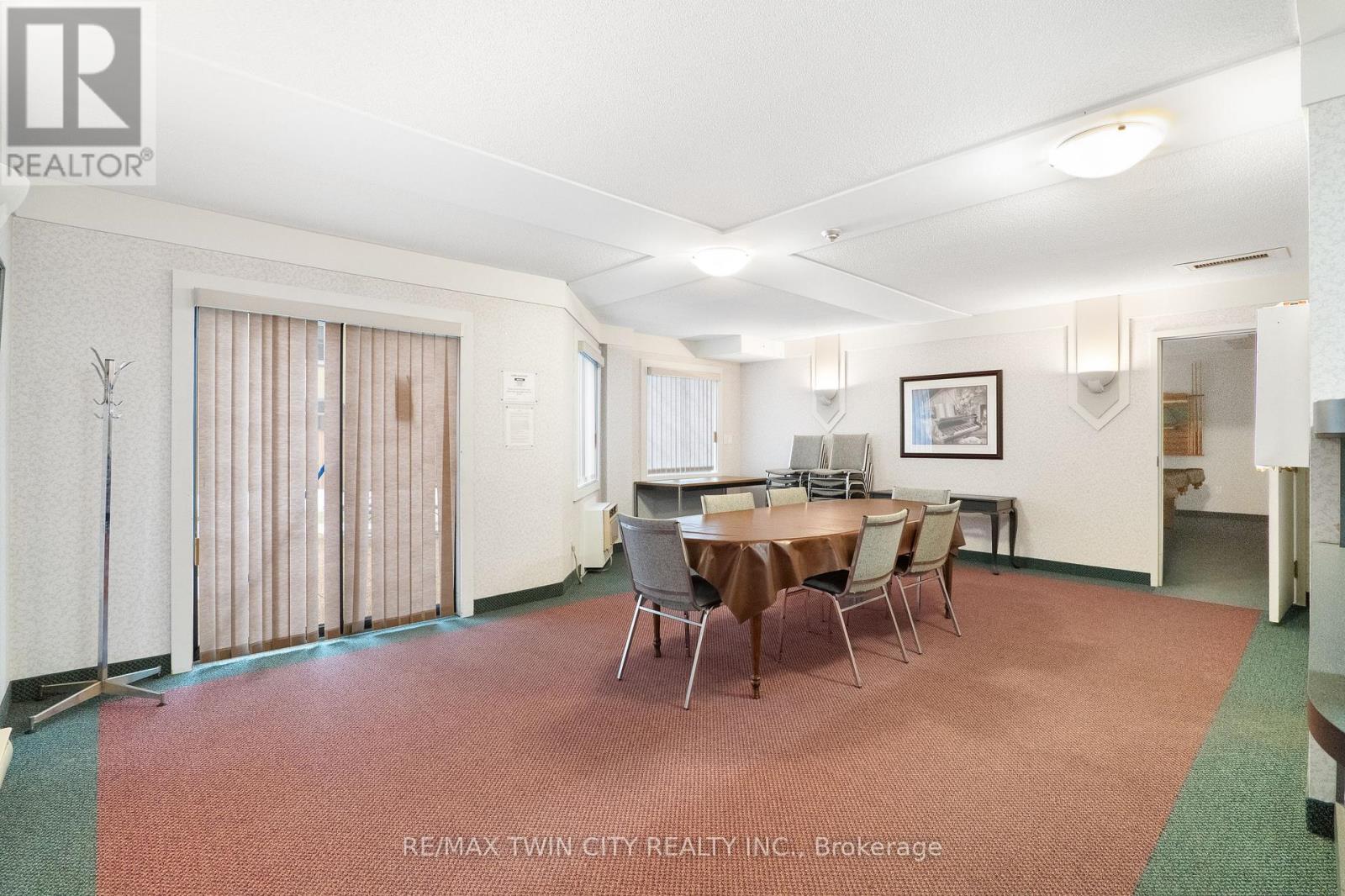 107 - 10 Ellen Street E, Kitchener, Ontario  N2H 6R8 - Photo 36 - X12849402