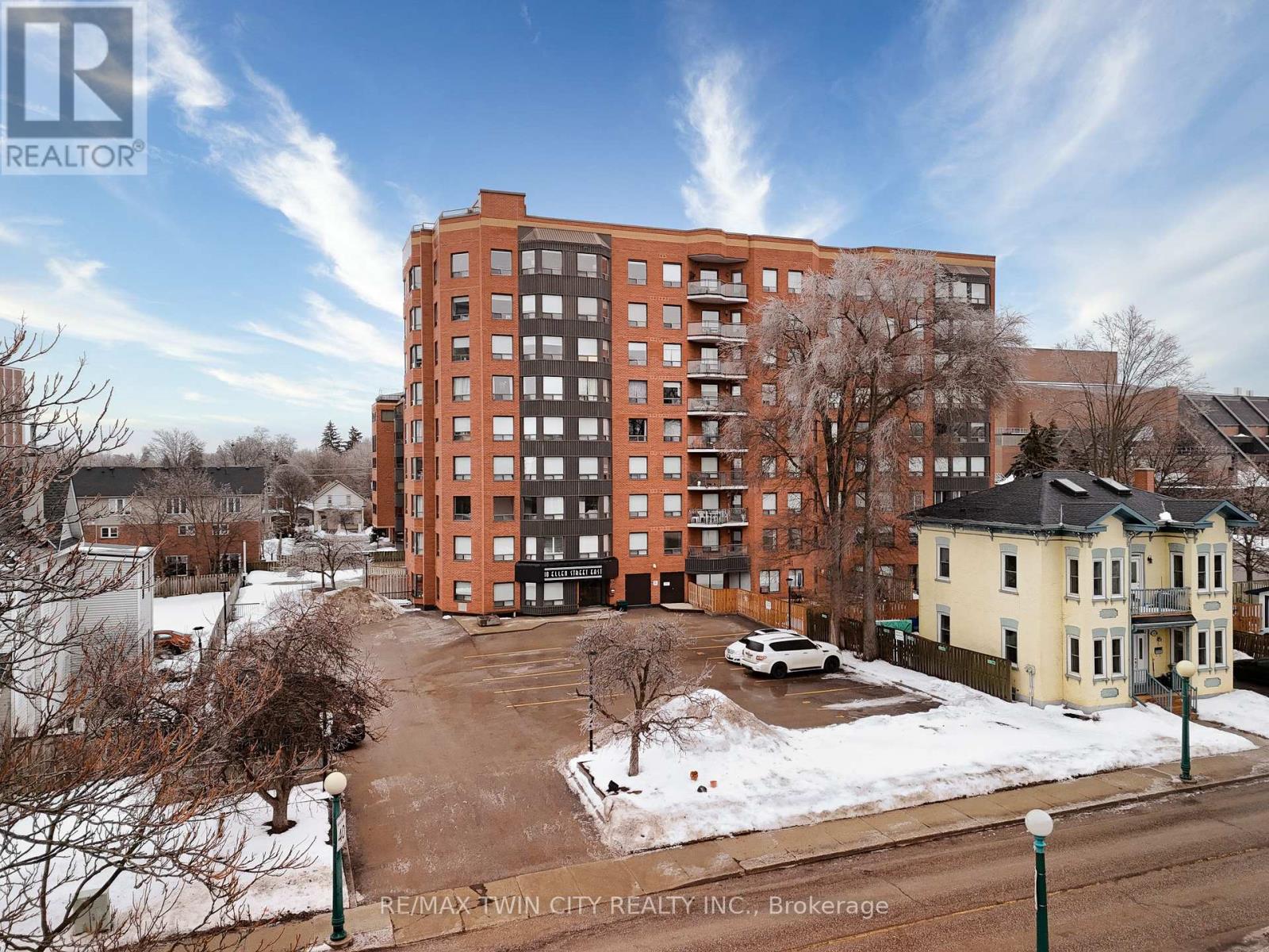 107 - 10 Ellen Street E, Kitchener, Ontario  N2H 6R8 - Photo 47 - X12849402