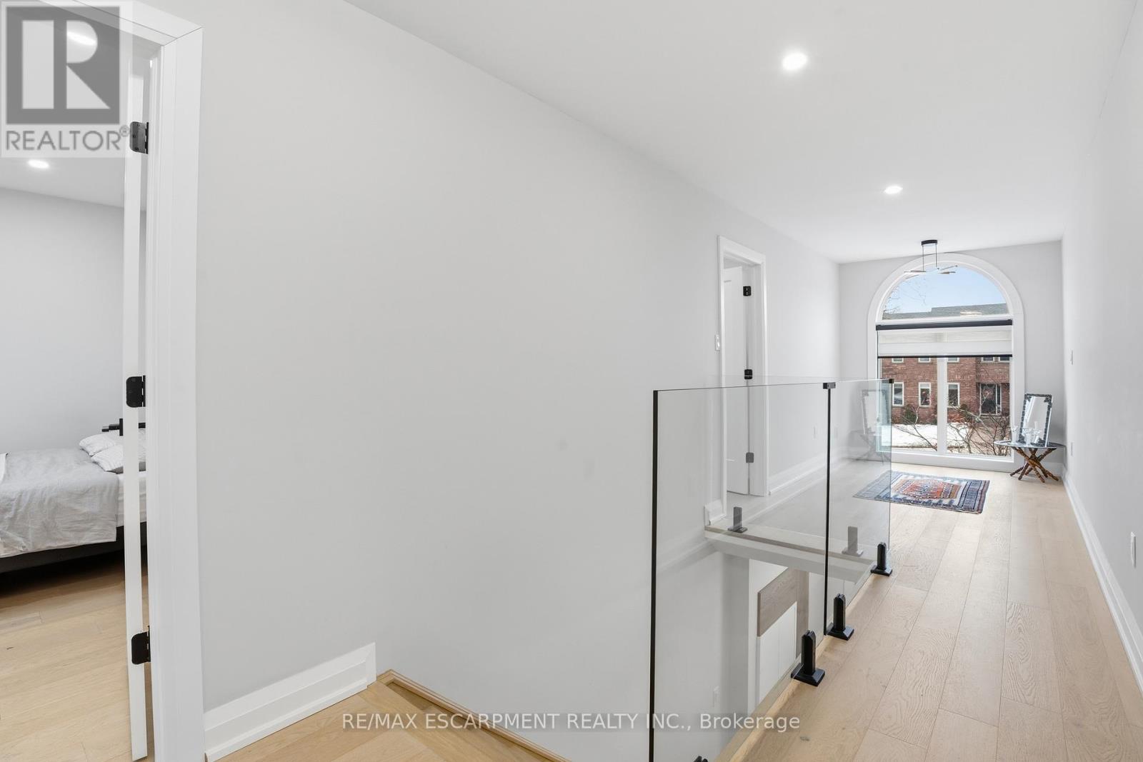 108 Greenshire Drive, Hamilton, Ontario  L9C 7G5 - Photo 20 - X12849436