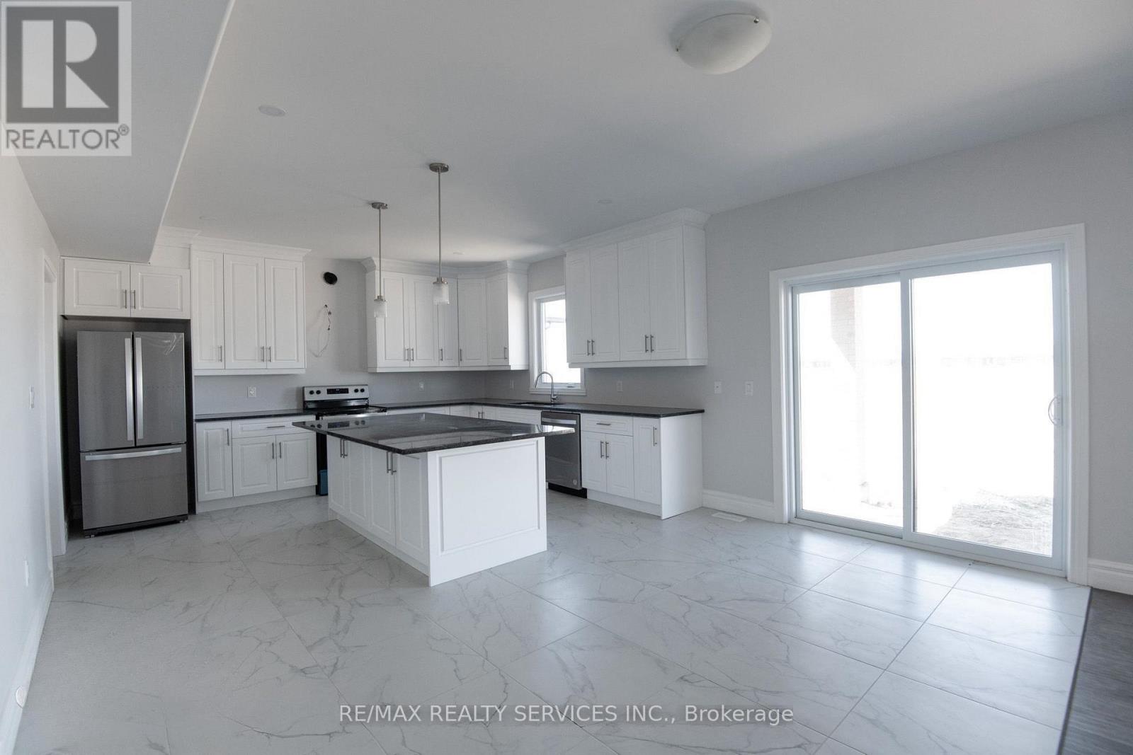 150 Tuscany Trail, Chatham-Kent, Ontario  N7M 0R9 - Photo 12 - X12849538