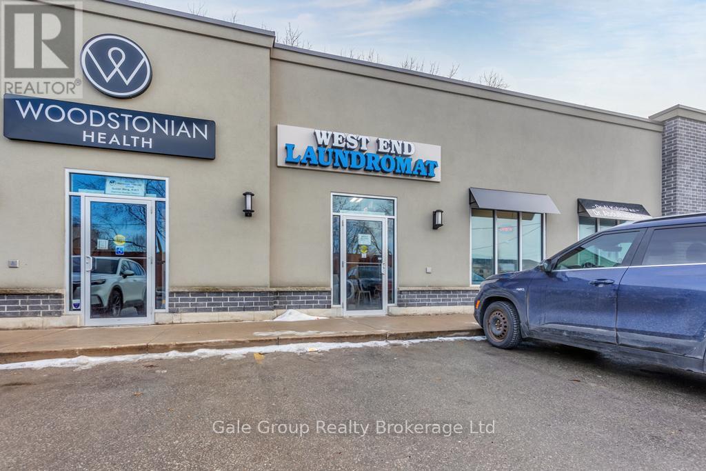 3 - 300 MAIN STREET, Woodstock, Ontario