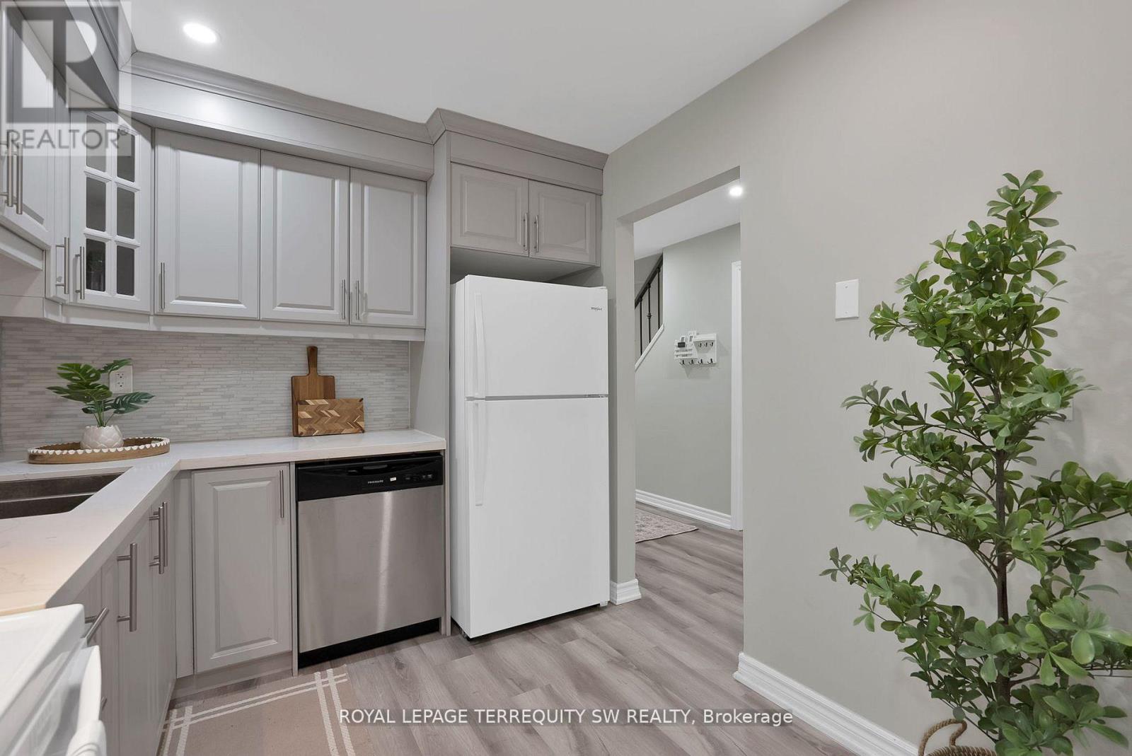 233 - 158 Woody Vine Way, Toronto, Ontario  M2J 4H6 - Photo 13 - C12849374