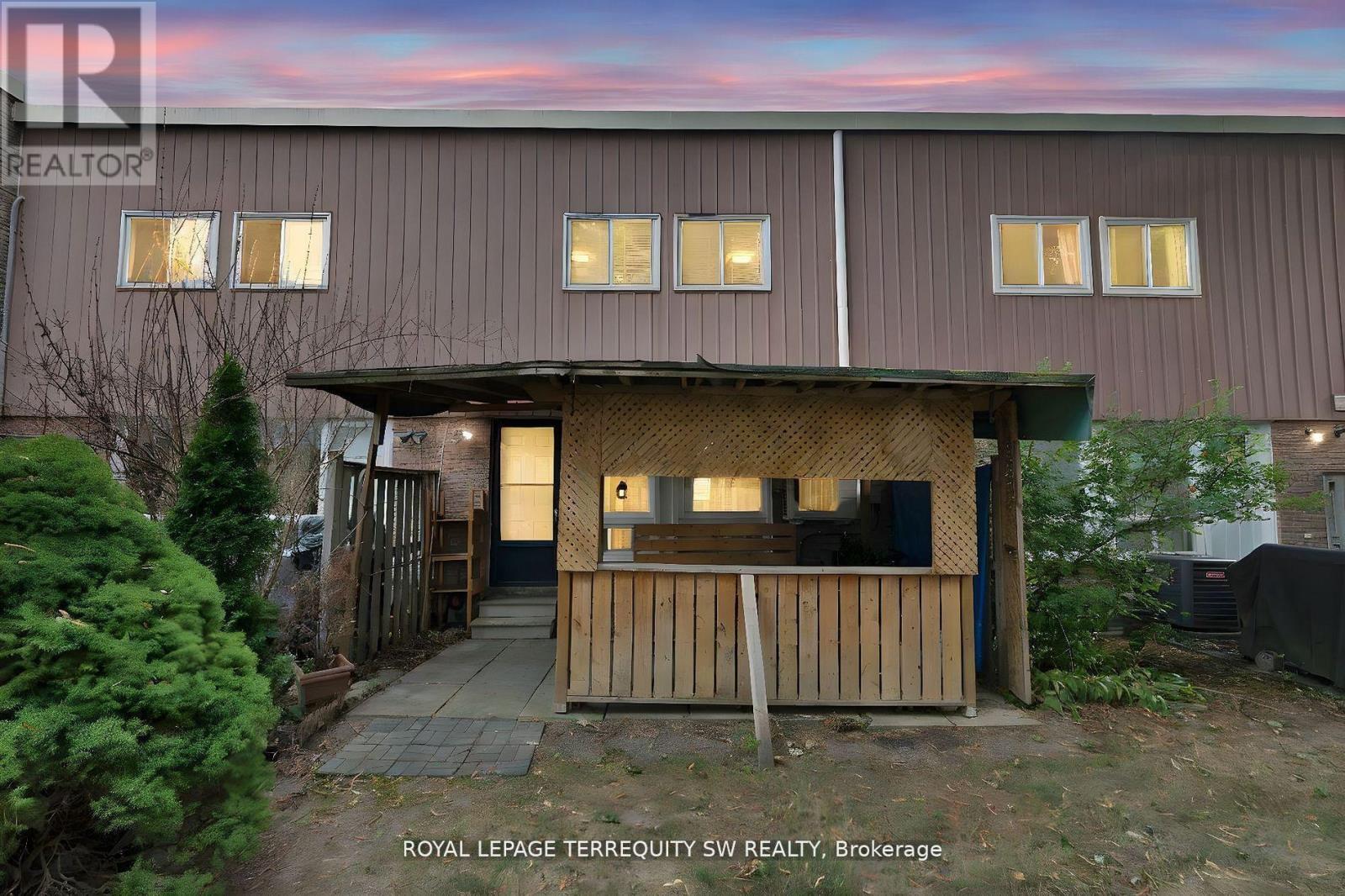 233 - 158 Woody Vine Way, Toronto, Ontario  M2J 4H6 - Photo 29 - C12849374