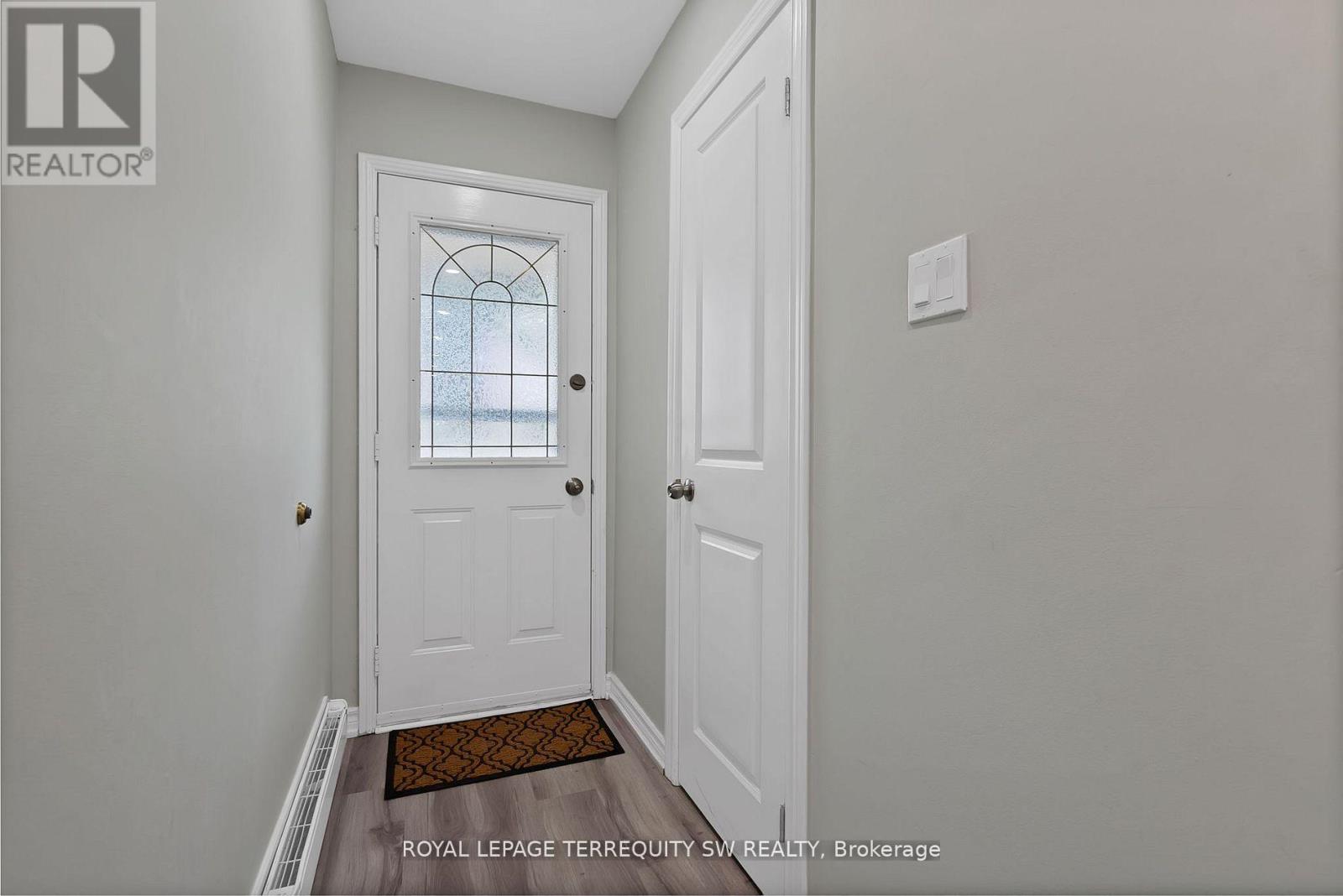 233 - 158 Woody Vine Way, Toronto, Ontario  M2J 4H6 - Photo 4 - C12849374