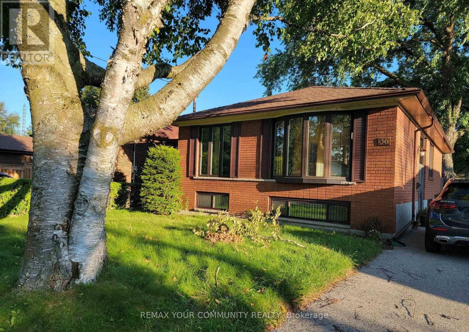 MAIN - 36 MELCHIOR DRIVE, Toronto, Ontario