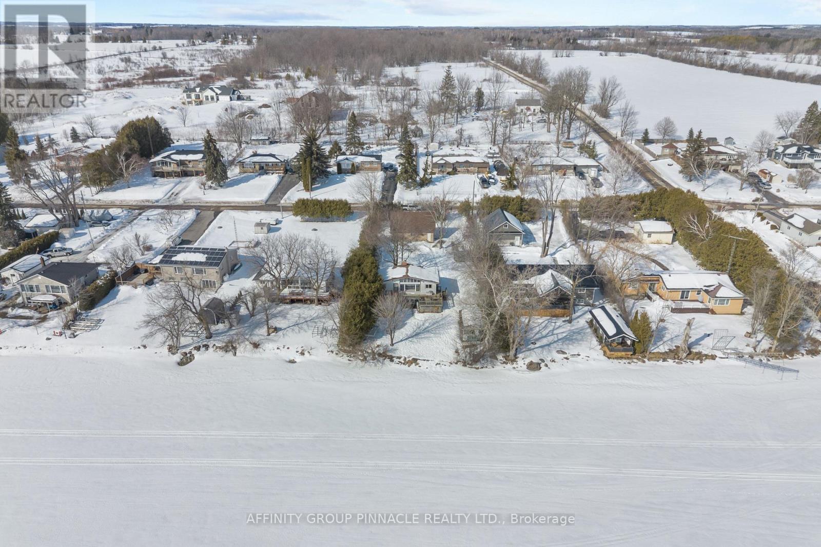 18 Lakeview Boulevard, Kawartha Lakes, Ontario  K0M 2C0 - Photo 3 - X12849690