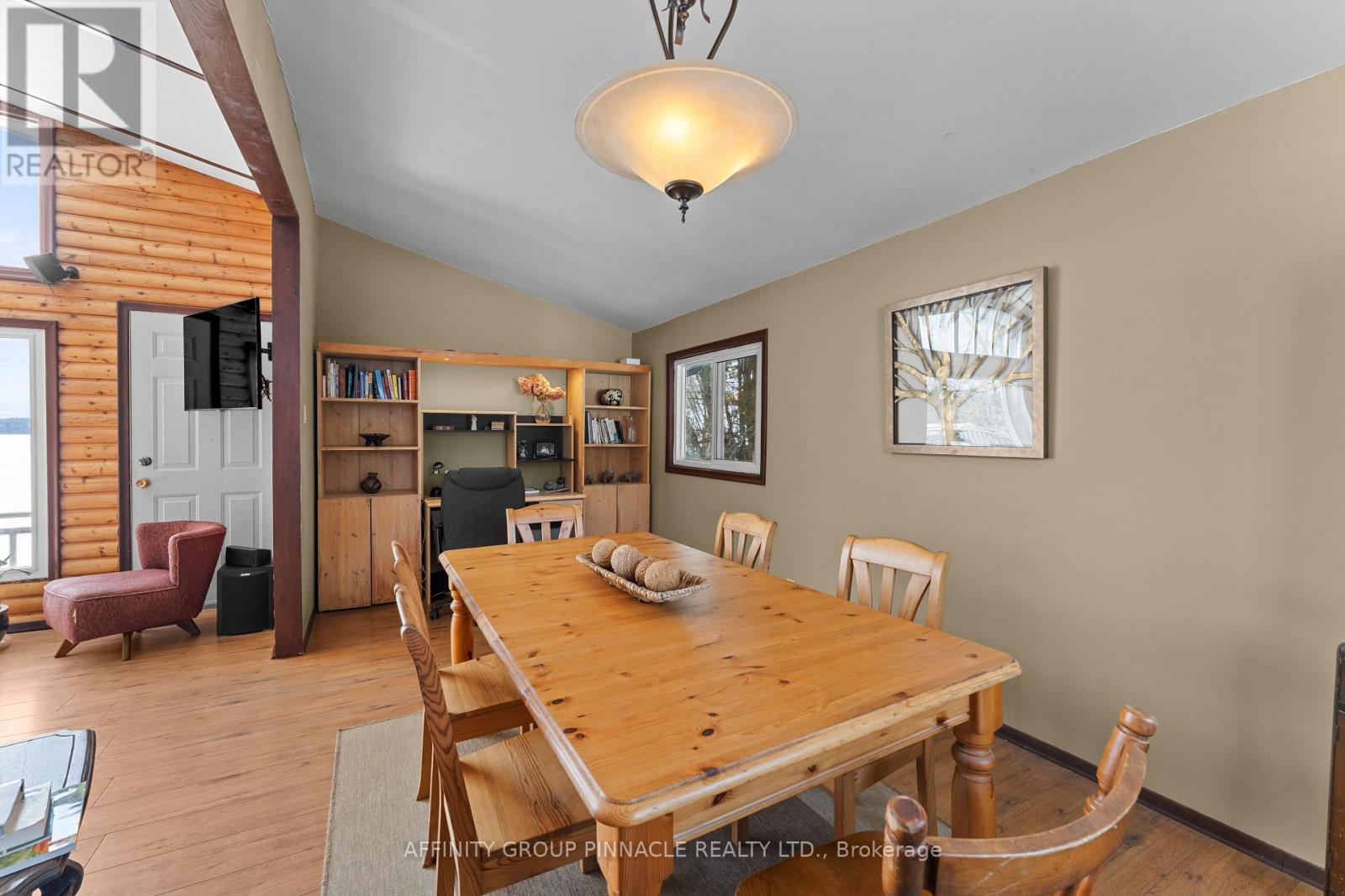 18 Lakeview Boulevard, Kawartha Lakes, Ontario  K0M 2C0 - Photo 8 - X12849690